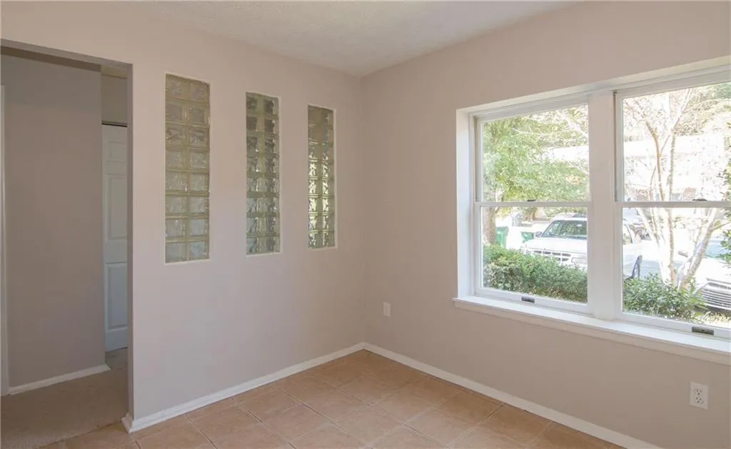 8851 Long Beach Circle, Atlanta, Georgia 30350, 2 Bedrooms Bedrooms, ,2 BathroomsBathrooms,Residential,Sold,8851 Long Beach Circle,5602440