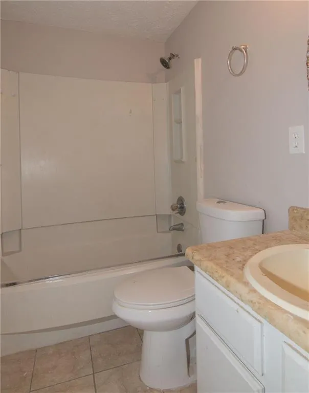 8851 Long Beach Circle, Atlanta, Georgia 30350, 2 Bedrooms Bedrooms, ,2 BathroomsBathrooms,Residential,Sold,8851 Long Beach Circle,5602440