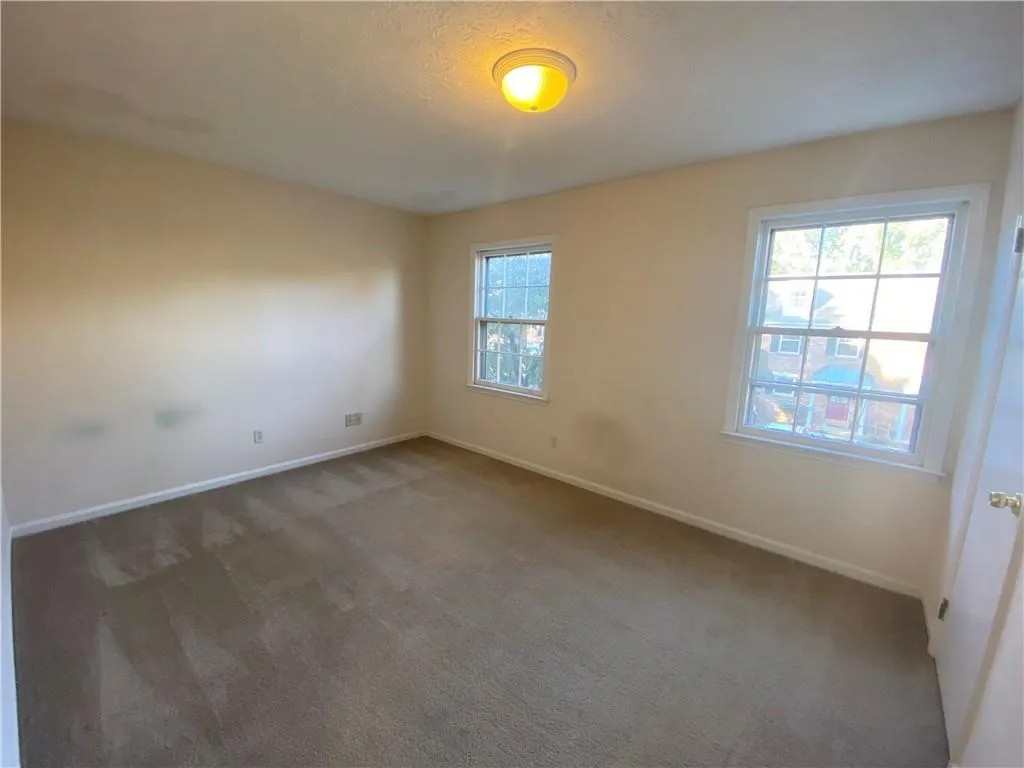 6700 Roswell Road Unit 26c, Sandy Springs, Georgia 30328, 2 Bedrooms Bedrooms, ,1 BathroomBathrooms,Residential,Sold,6700 Roswell Road Unit 26c,6797523