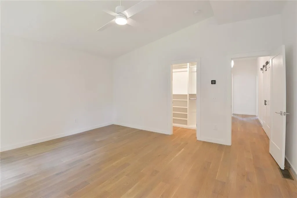 525 Bridgewater Drive, Atlanta, Georgia 30328, 4 Bedrooms Bedrooms, ,4 BathroomsBathrooms,Residential,Sold,525 Bridgewater Drive,6045123