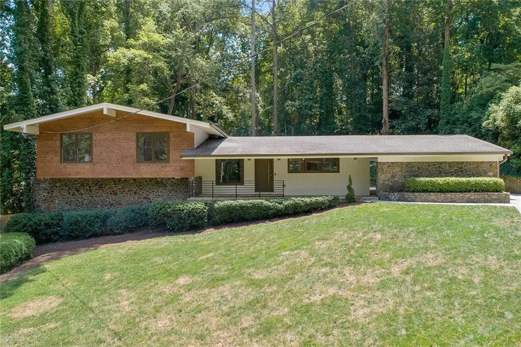 525 Bridgewater Drive, Atlanta, Georgia 30328, 4 Bedrooms Bedrooms, ,4 BathroomsBathrooms,Residential,Sold,525 Bridgewater Drive,6045123