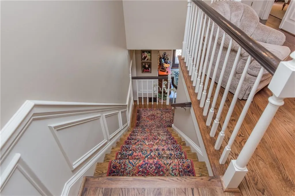 490 Tavern Circle, Sandy Springs, Georgia 30350, 4 Bedrooms Bedrooms, ,3 BathroomsBathrooms,Residential,Sold,490 Tavern Circle,6727128