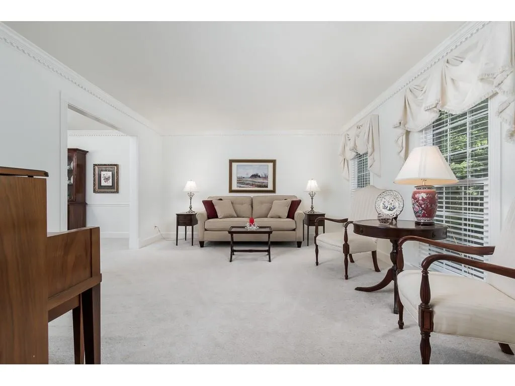 110 Catina Court, Atlanta, Georgia 30328, 6 Bedrooms Bedrooms, ,4 BathroomsBathrooms,Residential,Sold,110 Catina Court,6545572