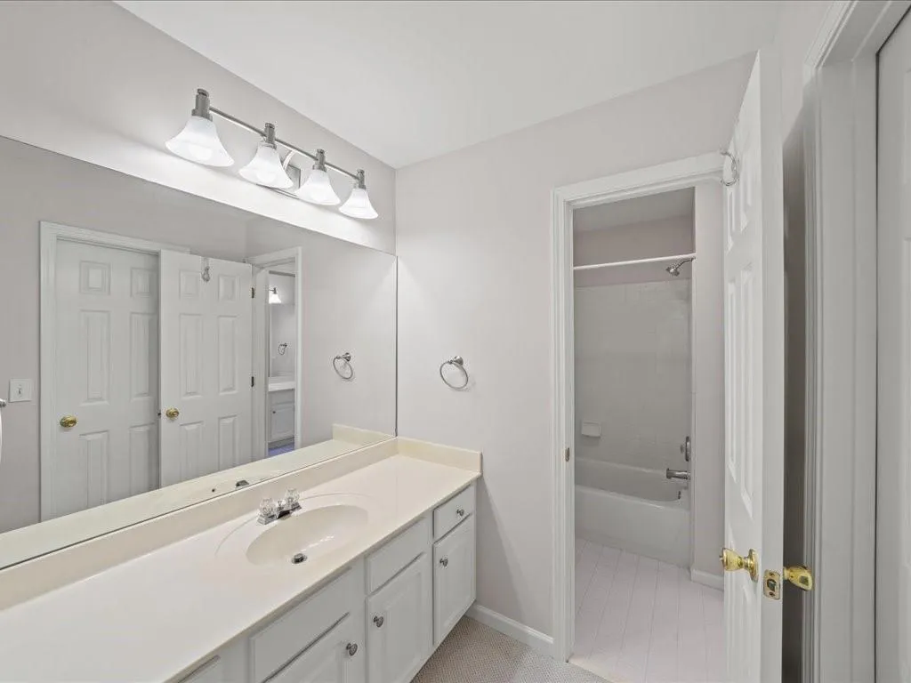 740 Orchard Court, Sandy Springs, Georgia 30328, 4 Bedrooms Bedrooms, ,3 BathroomsBathrooms,Residential,Sold,740 Orchard Court,7595115