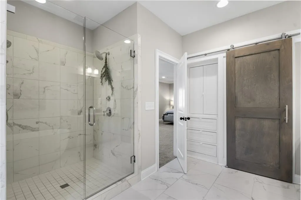 6592 Aria Village Drive, Atlanta, Georgia 30328, 3 Bedrooms Bedrooms, ,3 BathroomsBathrooms,Residential,Sold,6592 Aria Village Drive,7039703