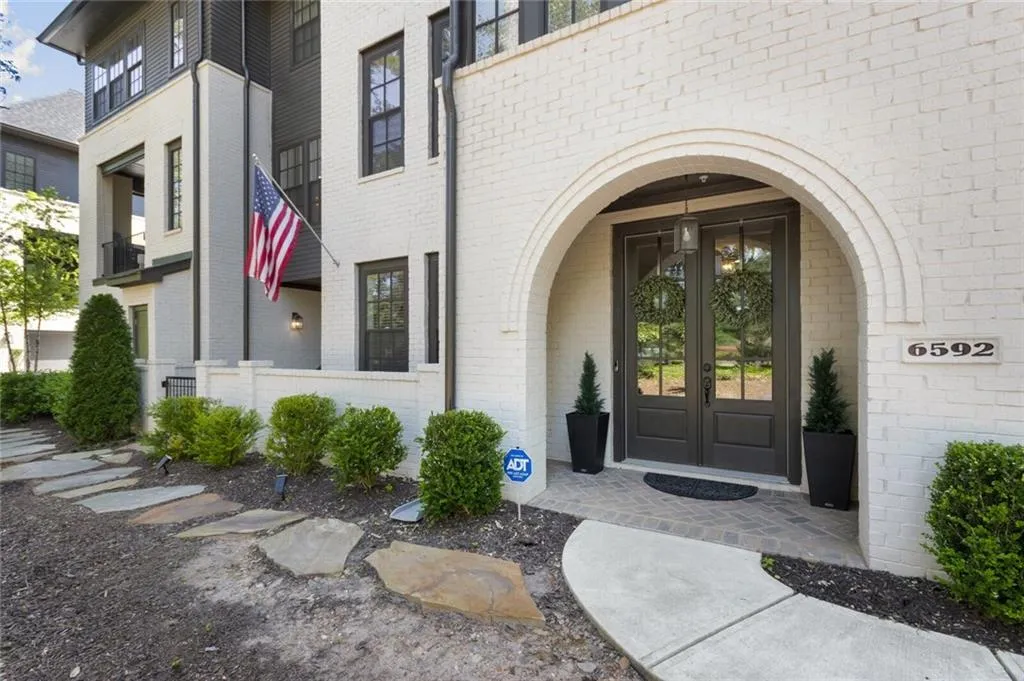6592 Aria Village Drive, Atlanta, Georgia 30328, 3 Bedrooms Bedrooms, ,3 BathroomsBathrooms,Residential,Sold,6592 Aria Village Drive,7039703