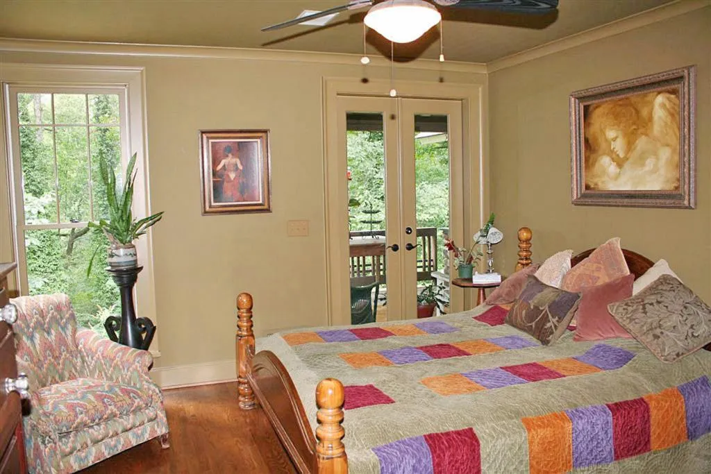 5045 Powers Ferry Road Nw, Atlanta, Georgia 30327, 5 Bedrooms Bedrooms, ,3 BathroomsBathrooms,Residential,Sold,5045 Powers Ferry Road Nw,5544255