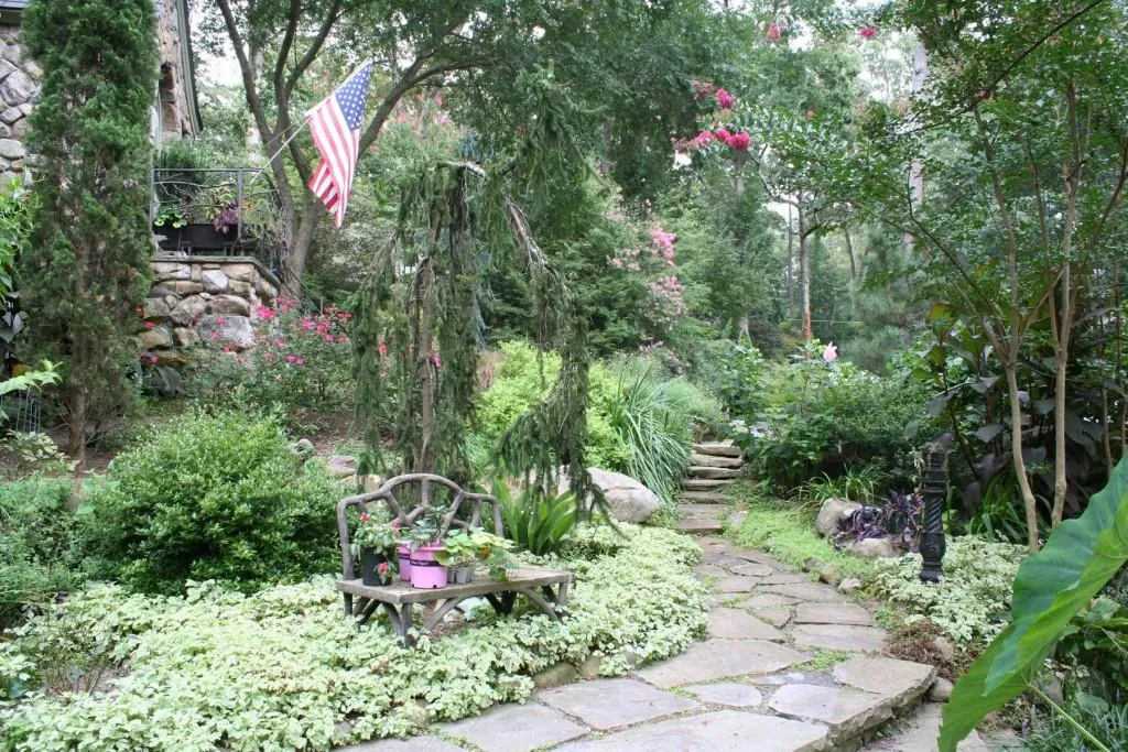 5045 Powers Ferry Road Nw, Atlanta, Georgia 30327, 5 Bedrooms Bedrooms, ,3 BathroomsBathrooms,Residential,Sold,5045 Powers Ferry Road Nw,5544255