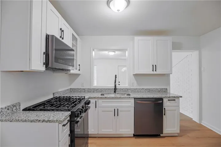 252 Whitworth Drive Sw, Atlanta, Georgia 30331