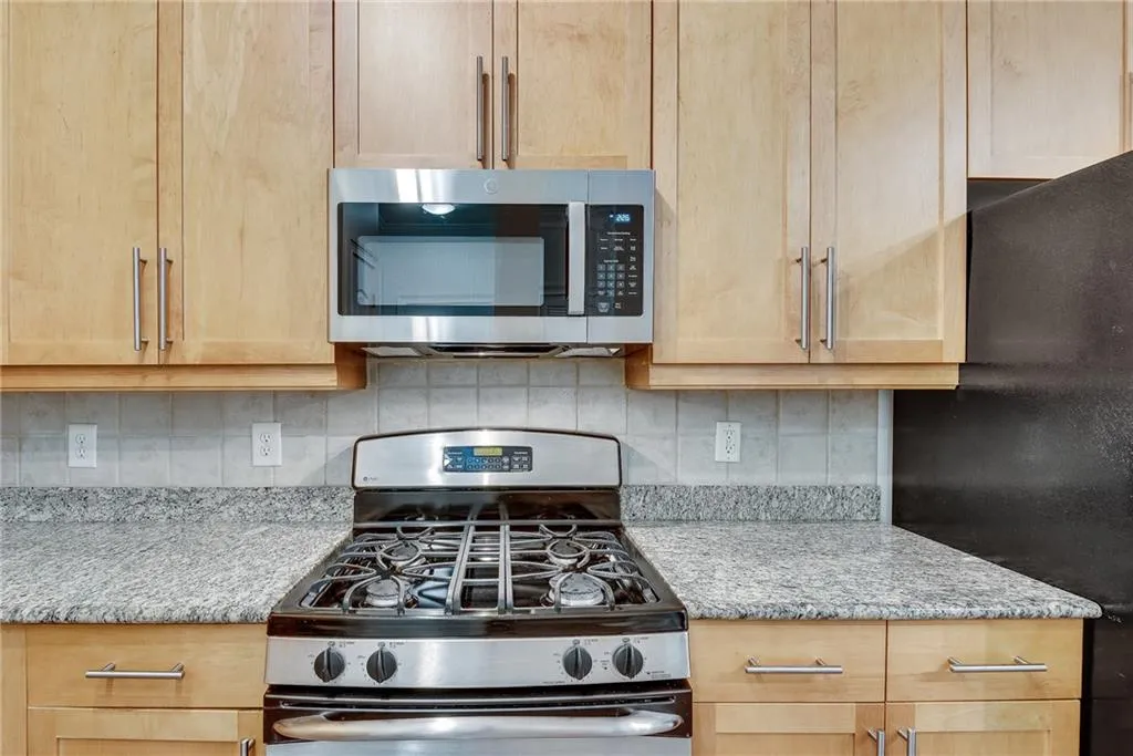 1055 Piedmont Avenue Ne Unit 117, Atlanta, Georgia 30309, 1 Bedroom Bedrooms, ,1 BathroomBathrooms,Residential,For Sale,1055 Piedmont Avenue Ne Unit 117,7652803