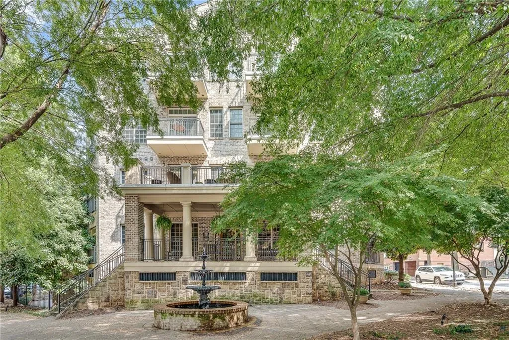 1055 Piedmont Avenue Ne Unit 117, Atlanta, Georgia 30309, 1 Bedroom Bedrooms, ,1 BathroomBathrooms,Residential,For Sale,1055 Piedmont Avenue Ne Unit 117,7652803