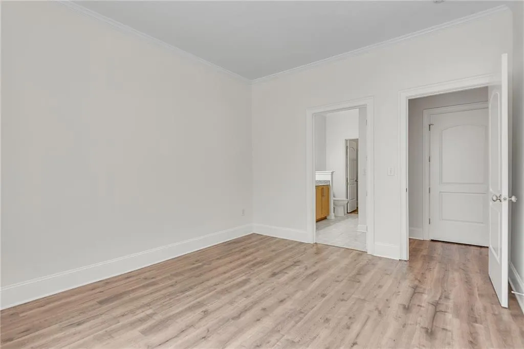 1055 Piedmont Avenue Ne Unit 117, Atlanta, Georgia 30309, 1 Bedroom Bedrooms, ,1 BathroomBathrooms,Residential,For Sale,1055 Piedmont Avenue Ne Unit 117,7652803