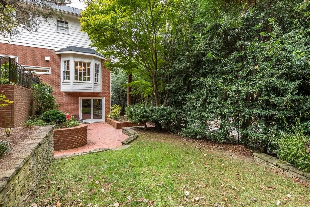 245 Landfall Road, Atlanta, Georgia 30328, 6 Bedrooms Bedrooms, ,5 BathroomsBathrooms,Residential,Sold,245 Landfall Road,6086358