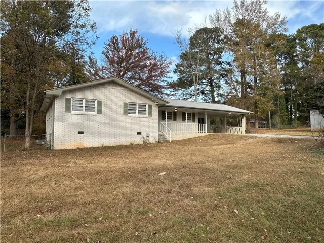 423 Center Circle, Conyers, Georgia 30094