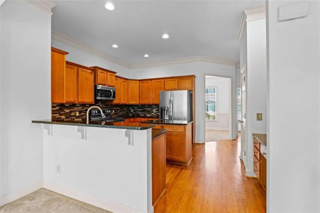 5270 Kershaw Court, Atlanta, Georgia 30339, 3 Bedrooms Bedrooms, ,3 BathroomsBathrooms,Residential,For Sale,5270 Kershaw Court,7668464