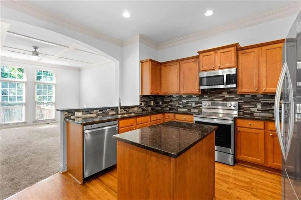 5270 Kershaw Court, Atlanta, Georgia 30339, 3 Bedrooms Bedrooms, ,3 BathroomsBathrooms,Residential,For Sale,5270 Kershaw Court,7668464