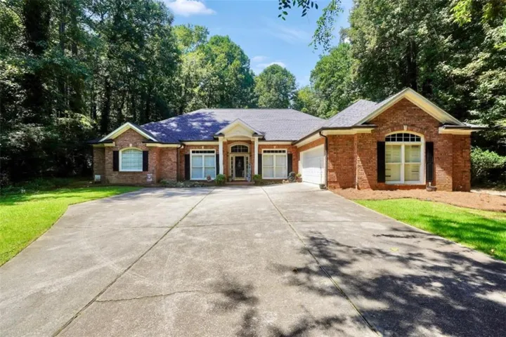2434 Creekside Trace, Jonesboro, Georgia 30236