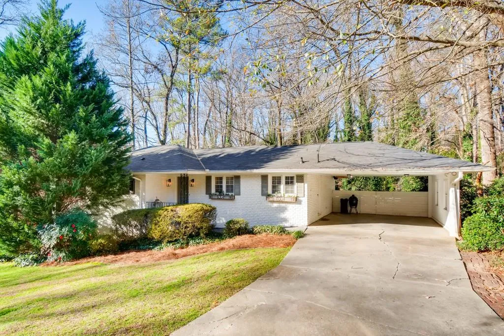 6046 Kayron Drive, Sandy Springs, Georgia 30328, 4 Bedrooms Bedrooms, ,3 BathroomsBathrooms,Residential,Sold,6046 Kayron Drive,6664962