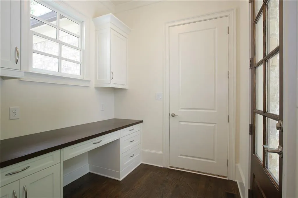 4573 Dudley Lane, Sandy Springs, Georgia 30327, 5 Bedrooms Bedrooms, ,5 BathroomsBathrooms,Residential,Sold,4573 Dudley Lane,5644223