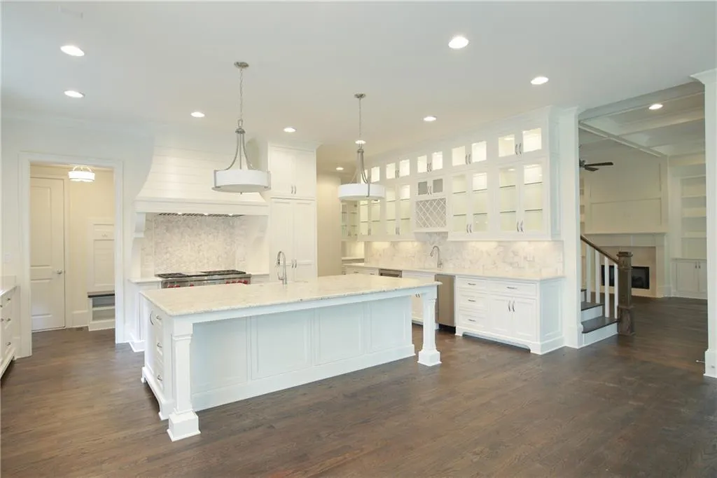 4573 Dudley Lane, Sandy Springs, Georgia 30327, 5 Bedrooms Bedrooms, ,5 BathroomsBathrooms,Residential,Sold,4573 Dudley Lane,5644223