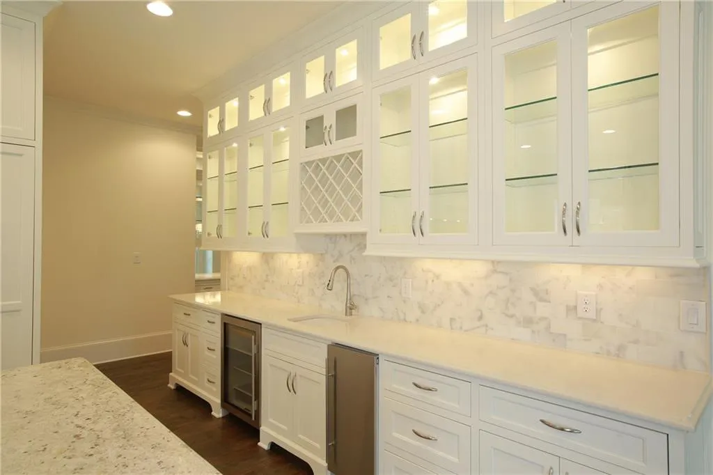 4573 Dudley Lane, Sandy Springs, Georgia 30327, 5 Bedrooms Bedrooms, ,5 BathroomsBathrooms,Residential,Sold,4573 Dudley Lane,5644223