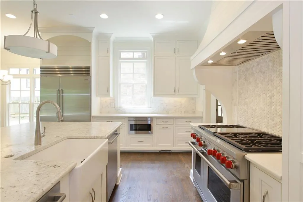 4573 Dudley Lane, Sandy Springs, Georgia 30327, 5 Bedrooms Bedrooms, ,5 BathroomsBathrooms,Residential,Sold,4573 Dudley Lane,5644223