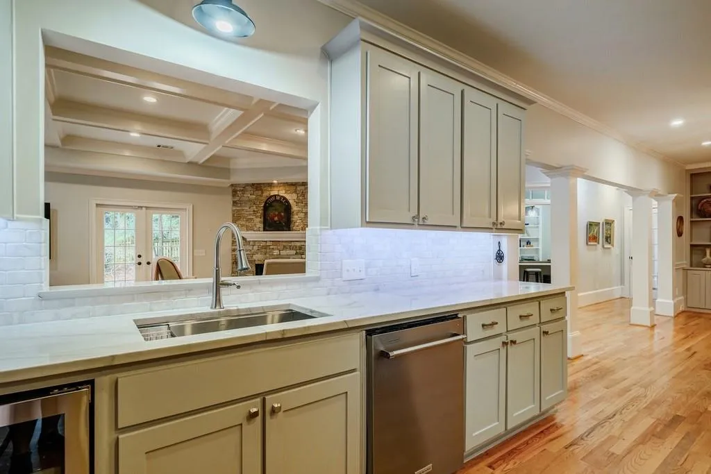 330 Keymar Court, Sandy Springs, Georgia 30350, 4 Bedrooms Bedrooms, ,4 BathroomsBathrooms,Residential,Sold,330 Keymar Court,7007468