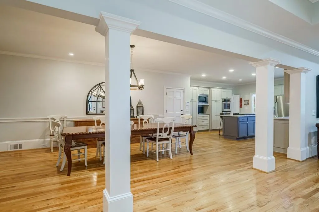 330 Keymar Court, Sandy Springs, Georgia 30350, 4 Bedrooms Bedrooms, ,4 BathroomsBathrooms,Residential,Sold,330 Keymar Court,7007468