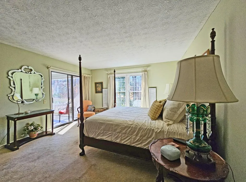 707 Dunwoody Chace Unit 707, Sandy Springs, Georgia 30328, 3 Bedrooms Bedrooms, ,2 BathroomsBathrooms,Residential,Sold,707 Dunwoody Chace Unit 707,7363678