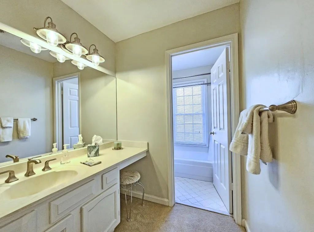 Full Bath on Upper Level