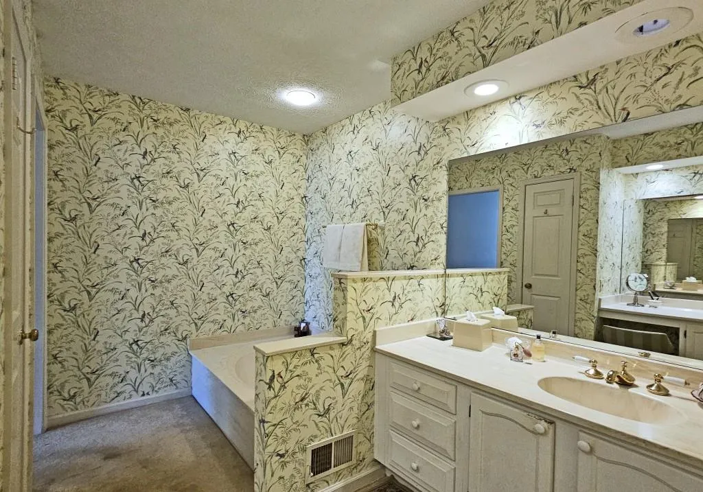 707 Dunwoody Chace Unit 707, Sandy Springs, Georgia 30328, 3 Bedrooms Bedrooms, ,2 BathroomsBathrooms,Residential,Sold,707 Dunwoody Chace Unit 707,7363678