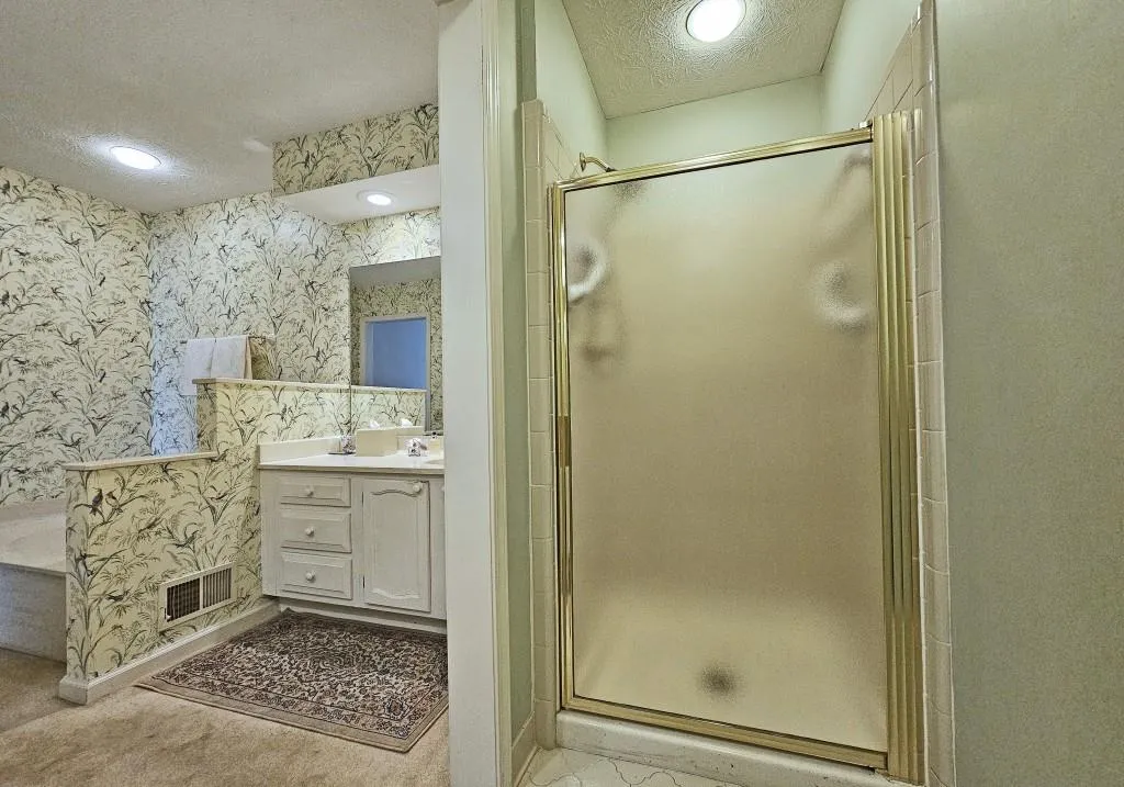 707 Dunwoody Chace Unit 707, Sandy Springs, Georgia 30328, 3 Bedrooms Bedrooms, ,2 BathroomsBathrooms,Residential,Sold,707 Dunwoody Chace Unit 707,7363678