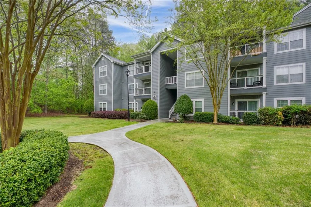 4202 Santa Fe Parkway, Sandy Springs, Georgia 30350, 3 Bedrooms Bedrooms, ,2 BathroomsBathrooms,Residential,Sold,4202 Santa Fe Parkway,7202627