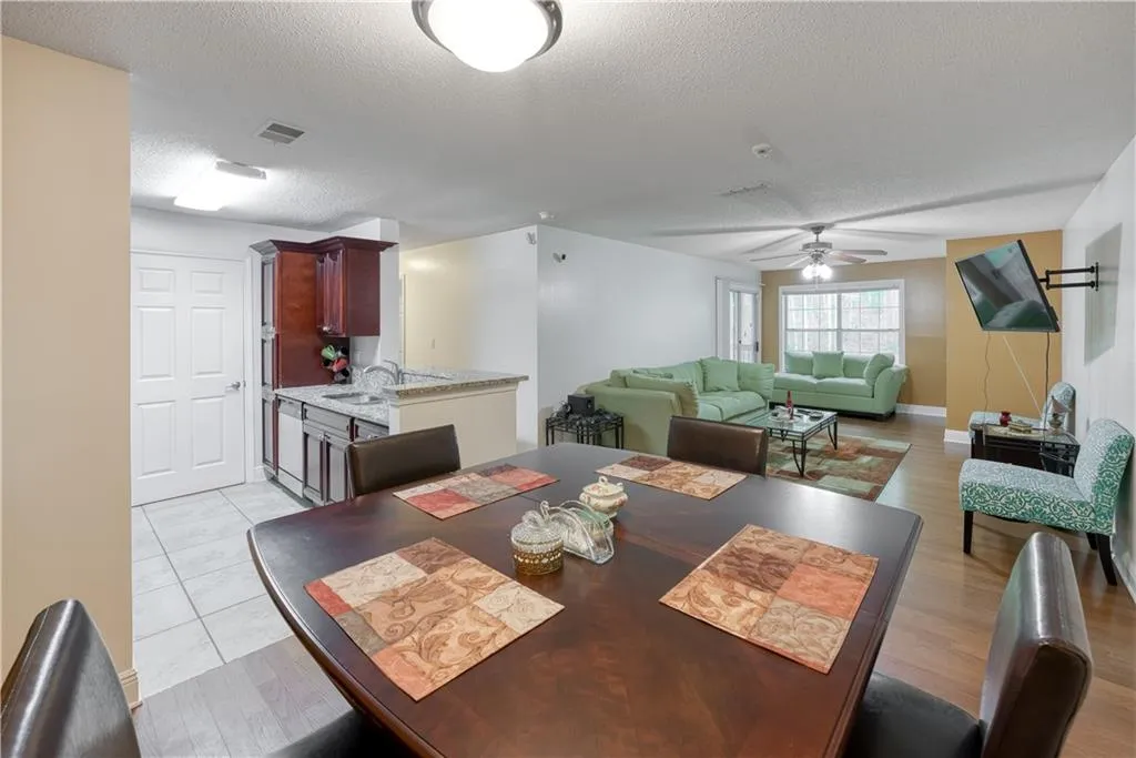 4202 Santa Fe Parkway, Sandy Springs, Georgia 30350, 3 Bedrooms Bedrooms, ,2 BathroomsBathrooms,Residential,Sold,4202 Santa Fe Parkway,7202627