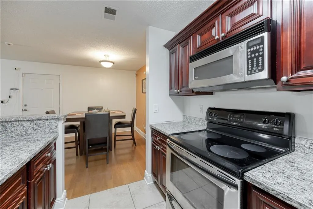 4202 Santa Fe Parkway, Sandy Springs, Georgia 30350, 3 Bedrooms Bedrooms, ,2 BathroomsBathrooms,Residential,Sold,4202 Santa Fe Parkway,7202627