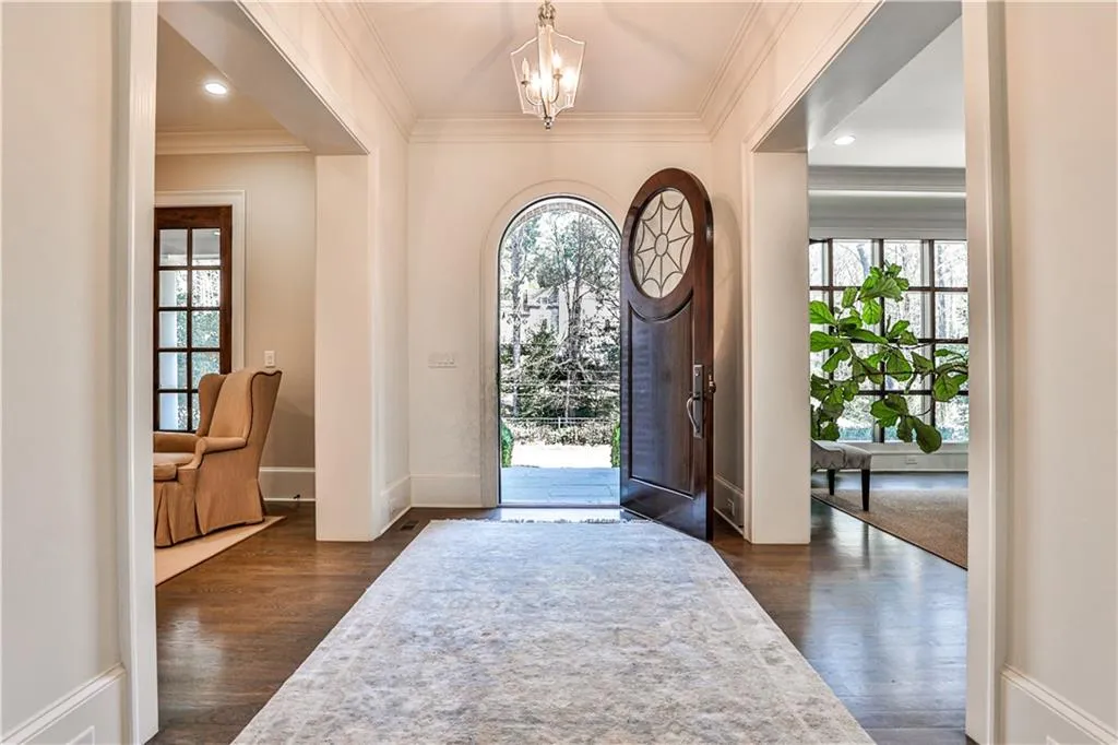 5120 Powers Ferry Road, Atlanta, Georgia 30327, 5 Bedrooms Bedrooms, ,5 BathroomsBathrooms,Residential,Sold,5120 Powers Ferry Road,7228382