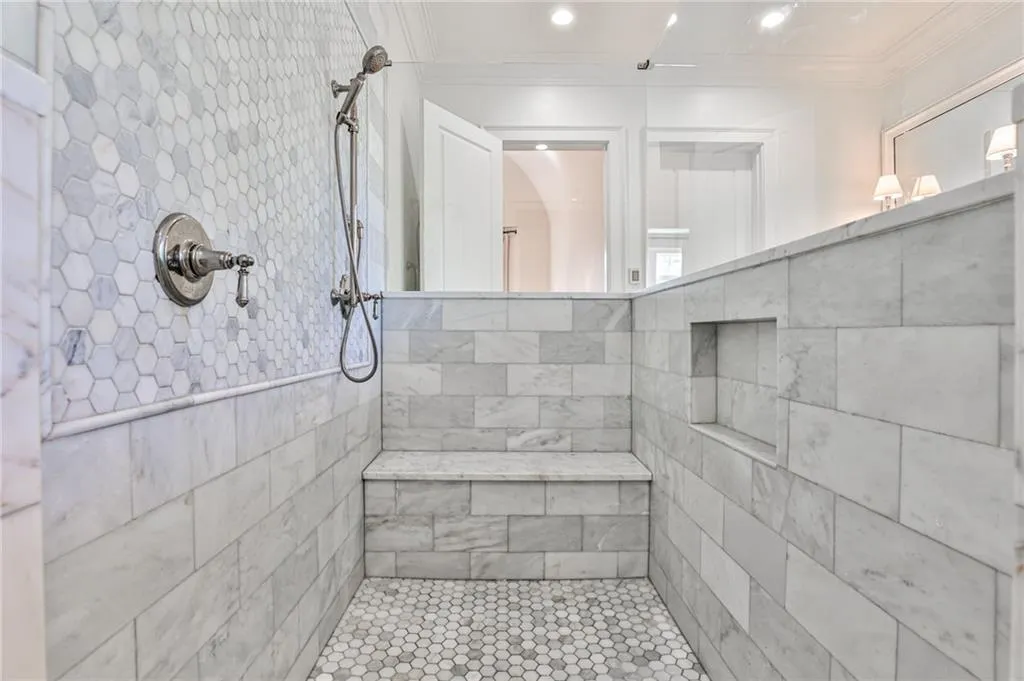 5120 Powers Ferry Road, Atlanta, Georgia 30327, 5 Bedrooms Bedrooms, ,5 BathroomsBathrooms,Residential,Sold,5120 Powers Ferry Road,7228382