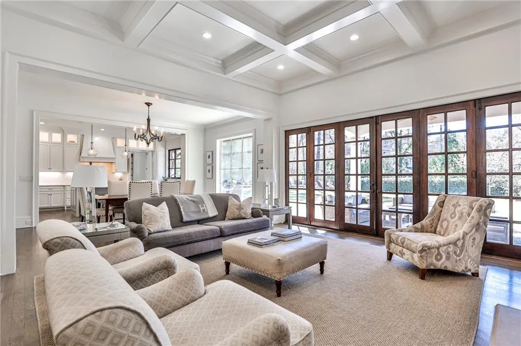 5120 Powers Ferry Road, Atlanta, Georgia 30327, 5 Bedrooms Bedrooms, ,5 BathroomsBathrooms,Residential,Sold,5120 Powers Ferry Road,7228382