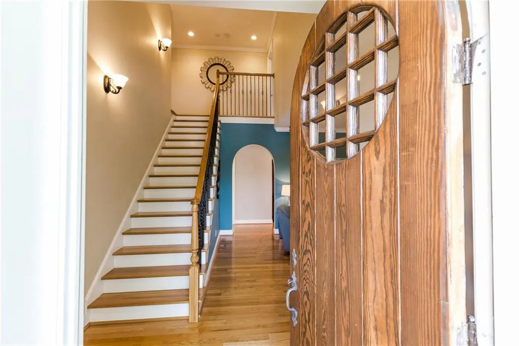 1575 Piedmont Avenue Ne, Atlanta, Georgia 30324, 4 Bedrooms Bedrooms, ,3 BathroomsBathrooms,Residential,Sold,1575 Piedmont Avenue Ne,5874212