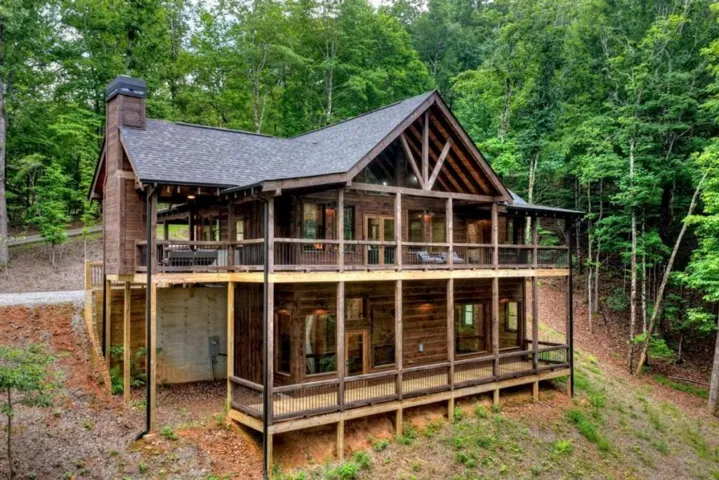 120 Green Ridge Road, Blue Ridge, Georgia 30513