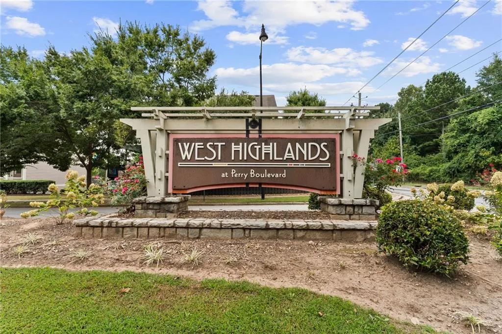 1784 Hollingsworth Boulevard Nw, Atlanta, Georgia 30318, 3 Bedrooms Bedrooms, ,2 BathroomsBathrooms,Residential,For Sale,1784 Hollingsworth Boulevard Nw,7653804