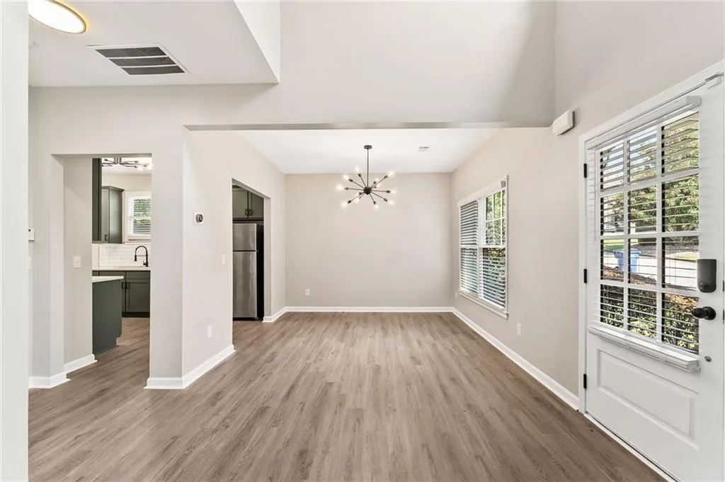 1784 Hollingsworth Boulevard Nw, Atlanta, Georgia 30318, 3 Bedrooms Bedrooms, ,2 BathroomsBathrooms,Residential,For Sale,1784 Hollingsworth Boulevard Nw,7653804