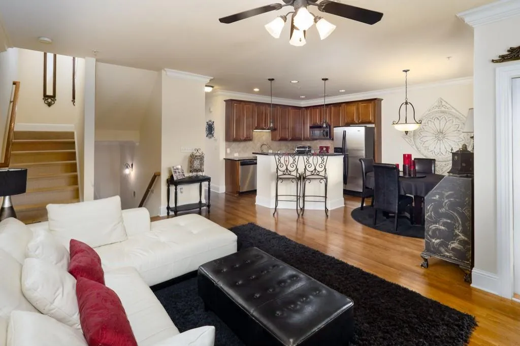 258 Le Gran Bend Unit 258, Sandy Springs, Georgia 30328, 3 Bedrooms Bedrooms, ,2 BathroomsBathrooms,Residential,Sold,258 Le Gran Bend Unit 258,5842356
