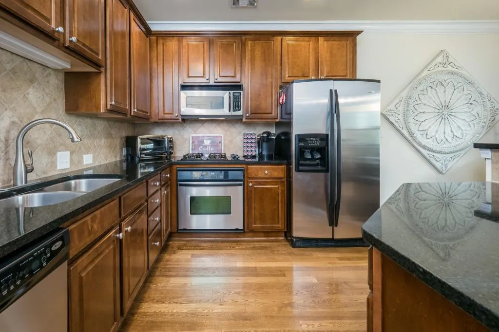 258 Le Gran Bend Unit 258, Sandy Springs, Georgia 30328, 3 Bedrooms Bedrooms, ,2 BathroomsBathrooms,Residential,Sold,258 Le Gran Bend Unit 258,5842356