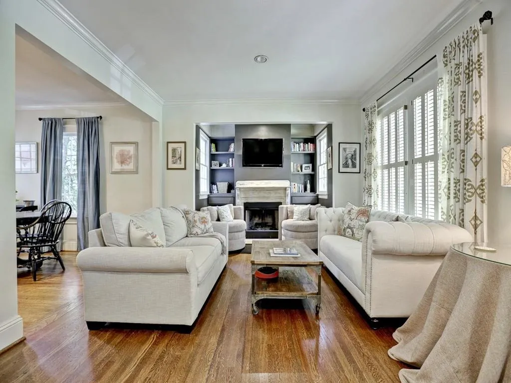 205 Eureka Drive, Atlanta, Georgia 30305, 2 Bedrooms Bedrooms, ,1 BathroomBathrooms,Residential,Sold,205 Eureka Drive,5598537