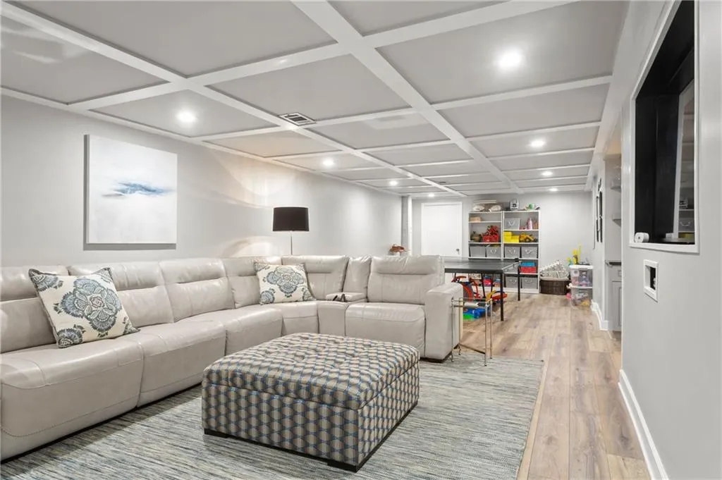 7580 Brigham Drive, Sandy Springs, Georgia 30350, 4 Bedrooms Bedrooms, ,4 BathroomsBathrooms,Residential,Sold,7580 Brigham Drive,7023125