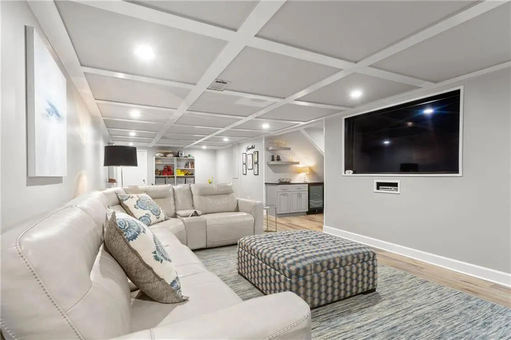 7580 Brigham Drive, Sandy Springs, Georgia 30350, 4 Bedrooms Bedrooms, ,4 BathroomsBathrooms,Residential,Sold,7580 Brigham Drive,7023125