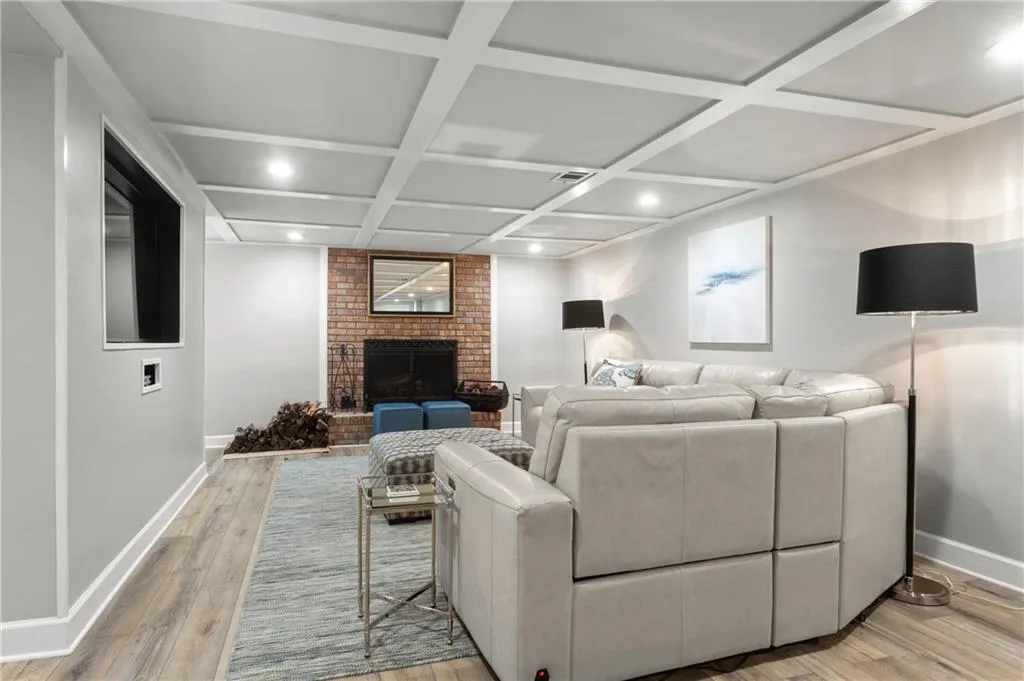 7580 Brigham Drive, Sandy Springs, Georgia 30350, 4 Bedrooms Bedrooms, ,4 BathroomsBathrooms,Residential,Sold,7580 Brigham Drive,7023125