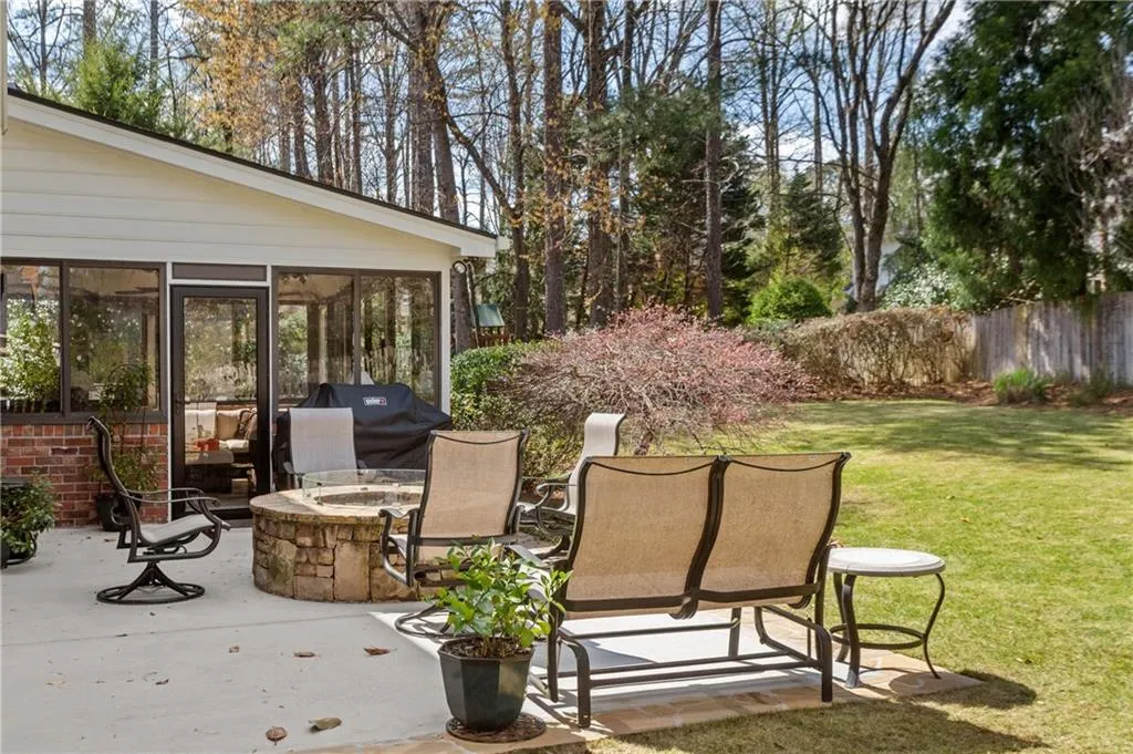 7580 Brigham Drive, Sandy Springs, Georgia 30350, 4 Bedrooms Bedrooms, ,4 BathroomsBathrooms,Residential,Sold,7580 Brigham Drive,7023125