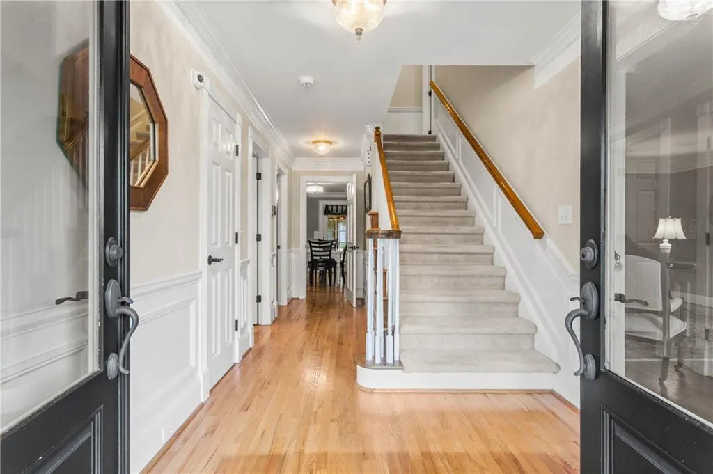 7580 Brigham Drive, Sandy Springs, Georgia 30350, 4 Bedrooms Bedrooms, ,4 BathroomsBathrooms,Residential,Sold,7580 Brigham Drive,7023125